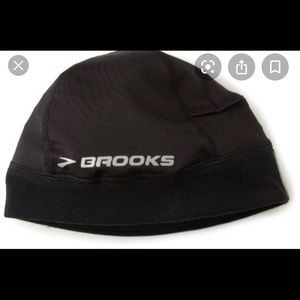 BROOKS women’s running skull cap